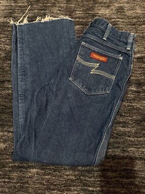 Vintage Wrangler women’s  Indigo Straight-Leg Denim Jeans
